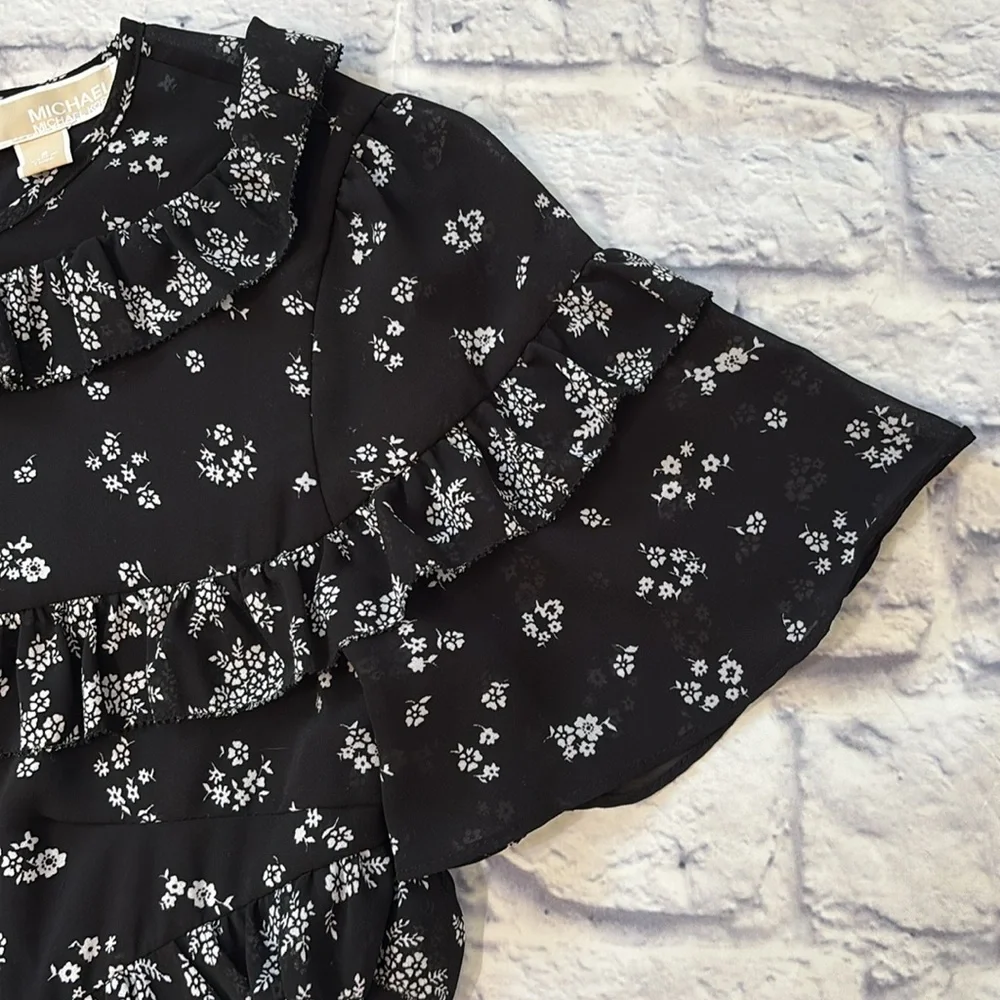 Michael Kors Floral Tiered Ruffle Dress Short Sleeve Black and White Size 6